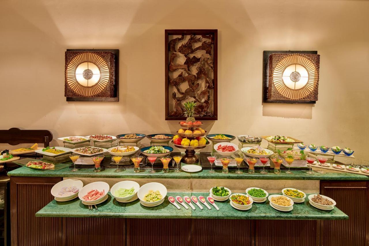 เดอะ ลาลิต เทมเพิล วิว ขชุราโห Hotel ภายนอก รูปภาพ